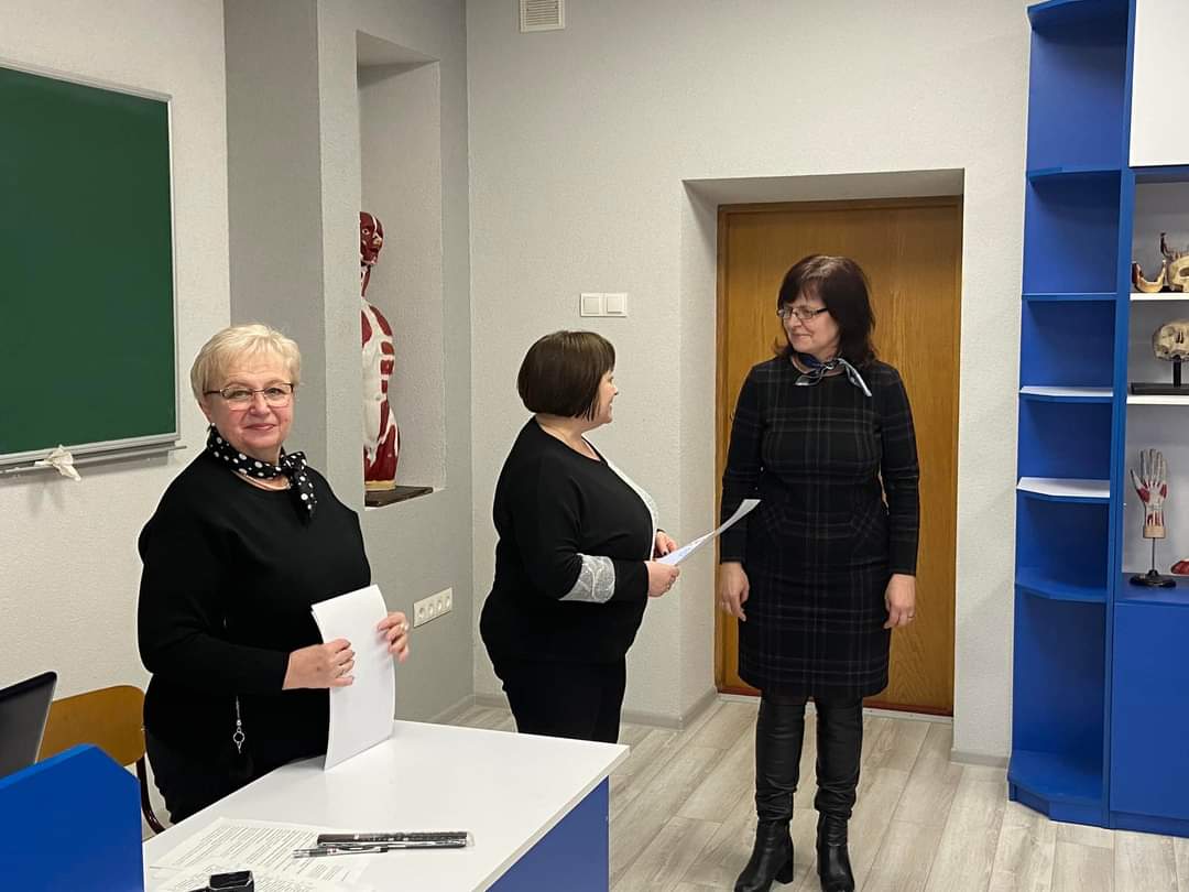 Приємні моменти вручення подяк за співпрацю з ТНПУ